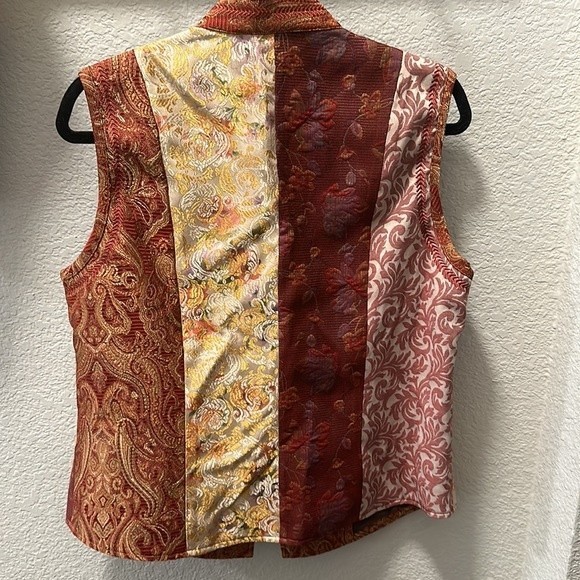 Coldwater Creek  Rust Brocade Vest | Antique Brass Clasp| Medium | Festival - Picture 10 of 11